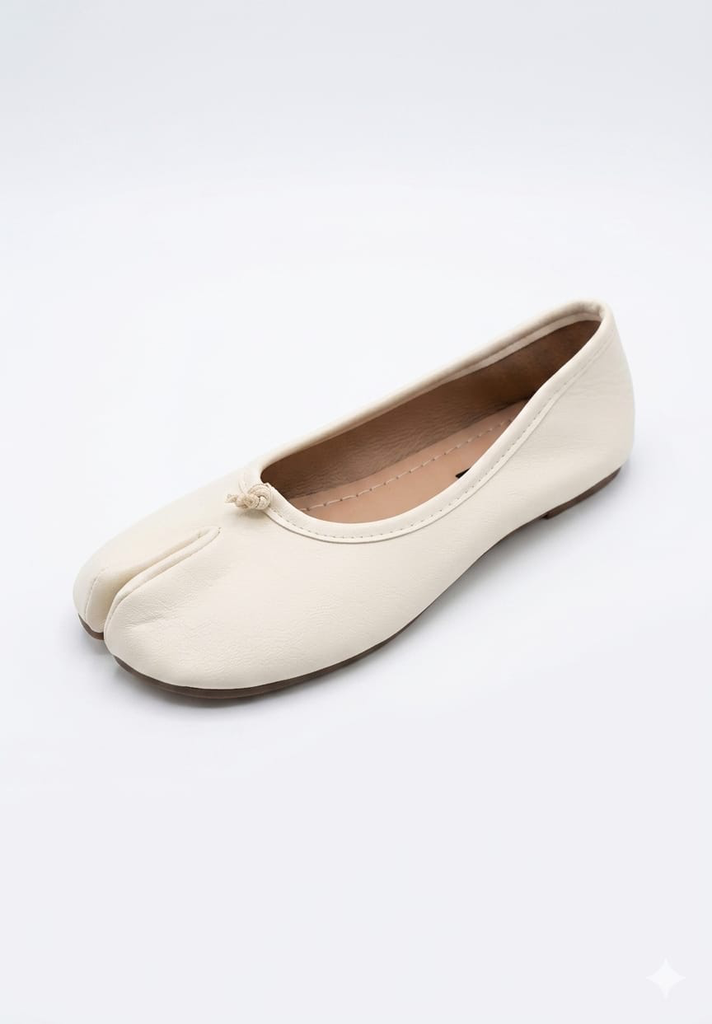 Felicia (Black, 36)